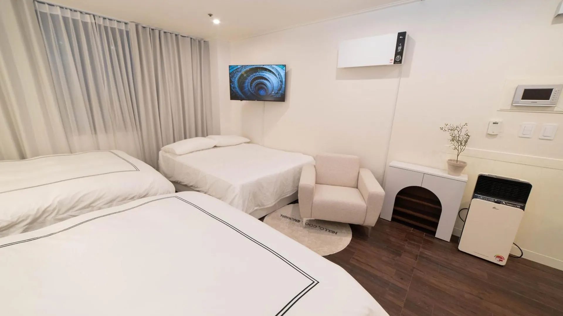 Cloud 9 Hongdae Apartment Seoul